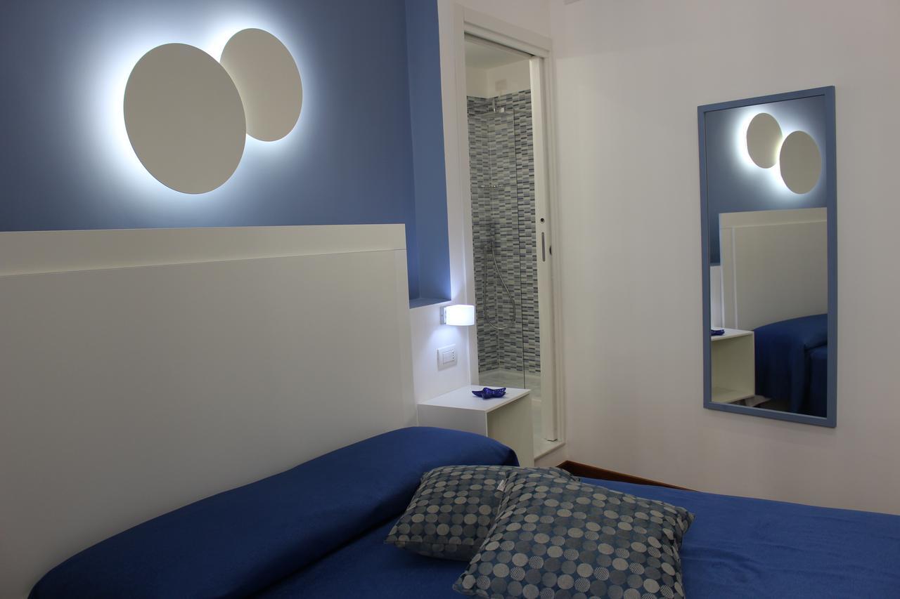ナポリ 319 Al Duomo Bed & Breakfast エクステリア 写真